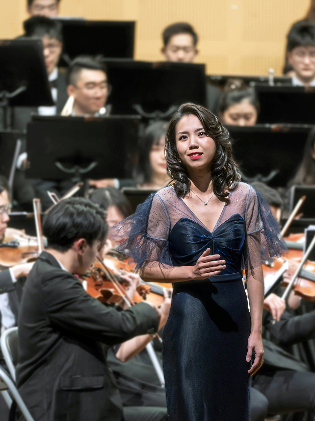 오케스트라와 성악가